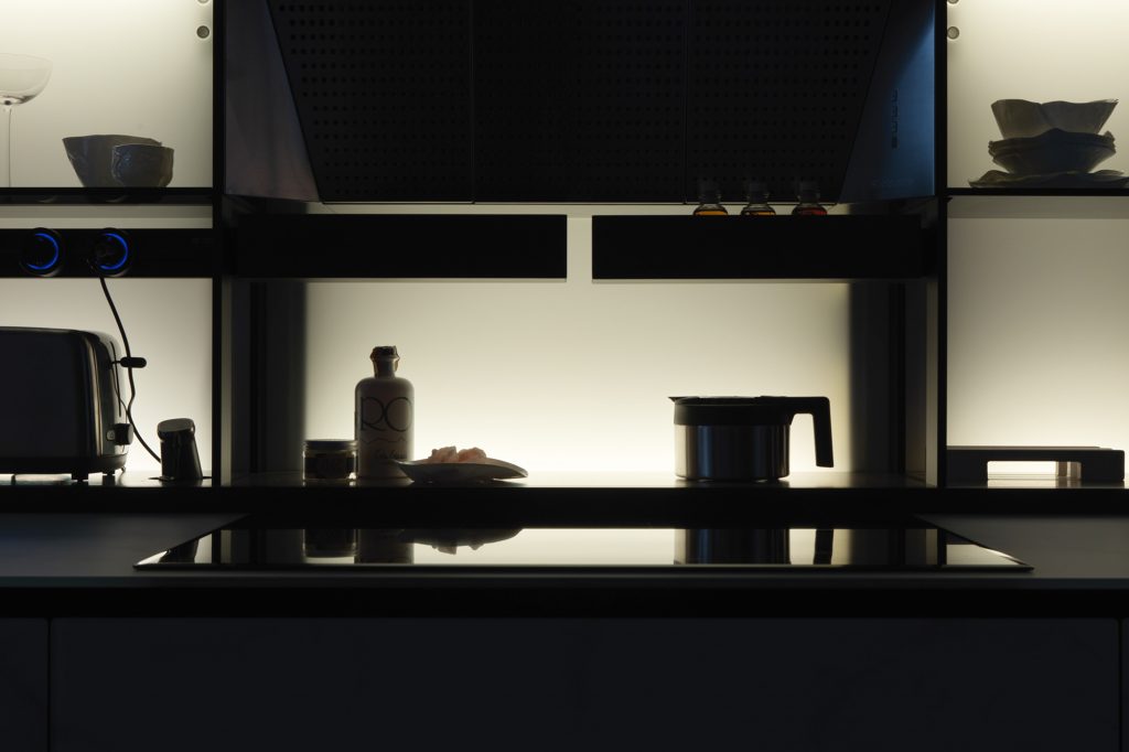 luce schienale migliore luce in cucina