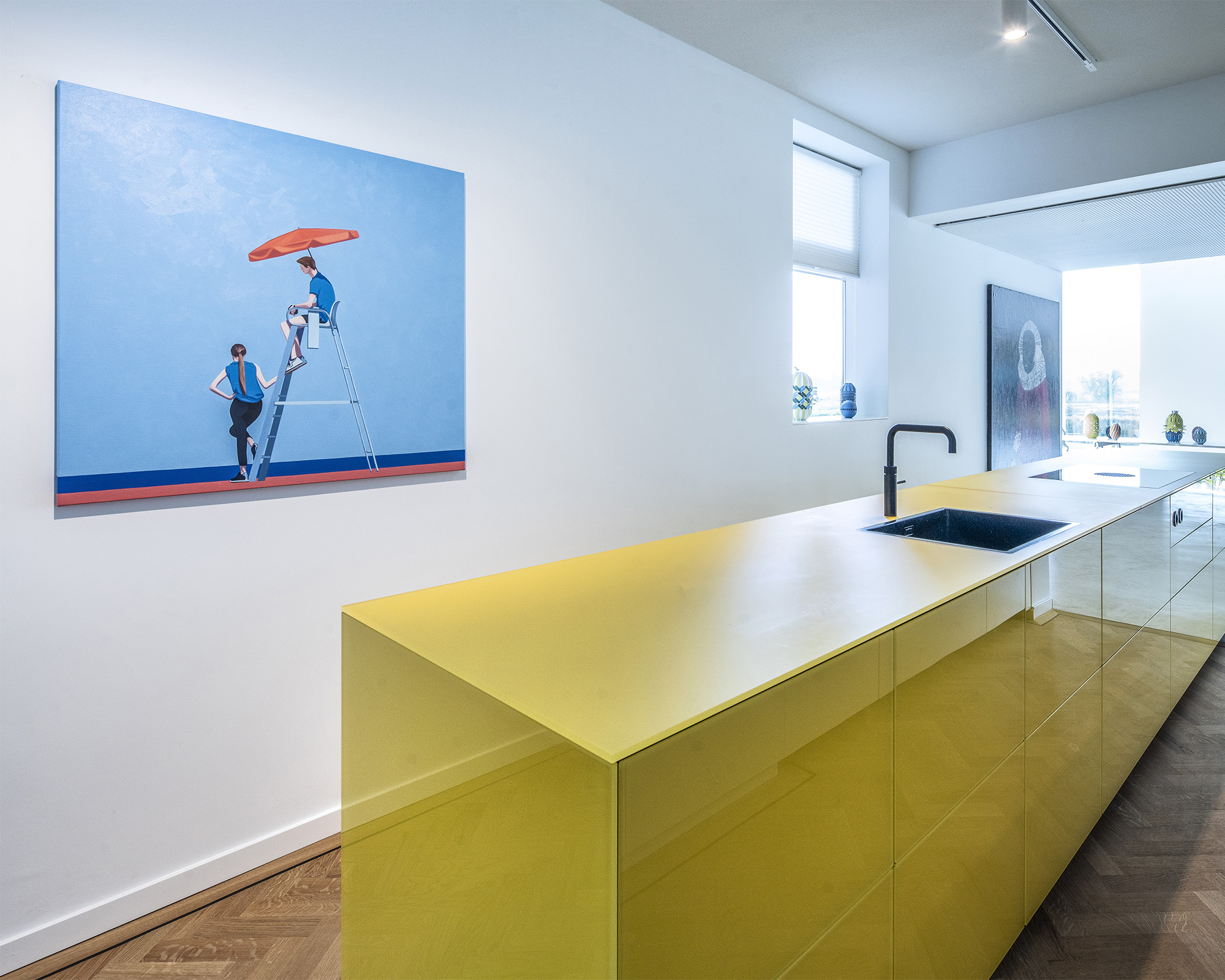 Jan van Hoof Gallerie_ Valcucine Artematica yellow vitrum kitchen3