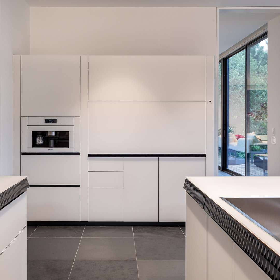 Cover glass kitchen Valcucine Chicago luxury kitchen7 premium interior design project in Chicago featuring Valcucine kitchen
