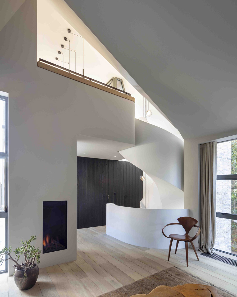 03_LONDON SOLAR HOUSE LIVING TO DINING_PHOTO CREDIT NICK KANE