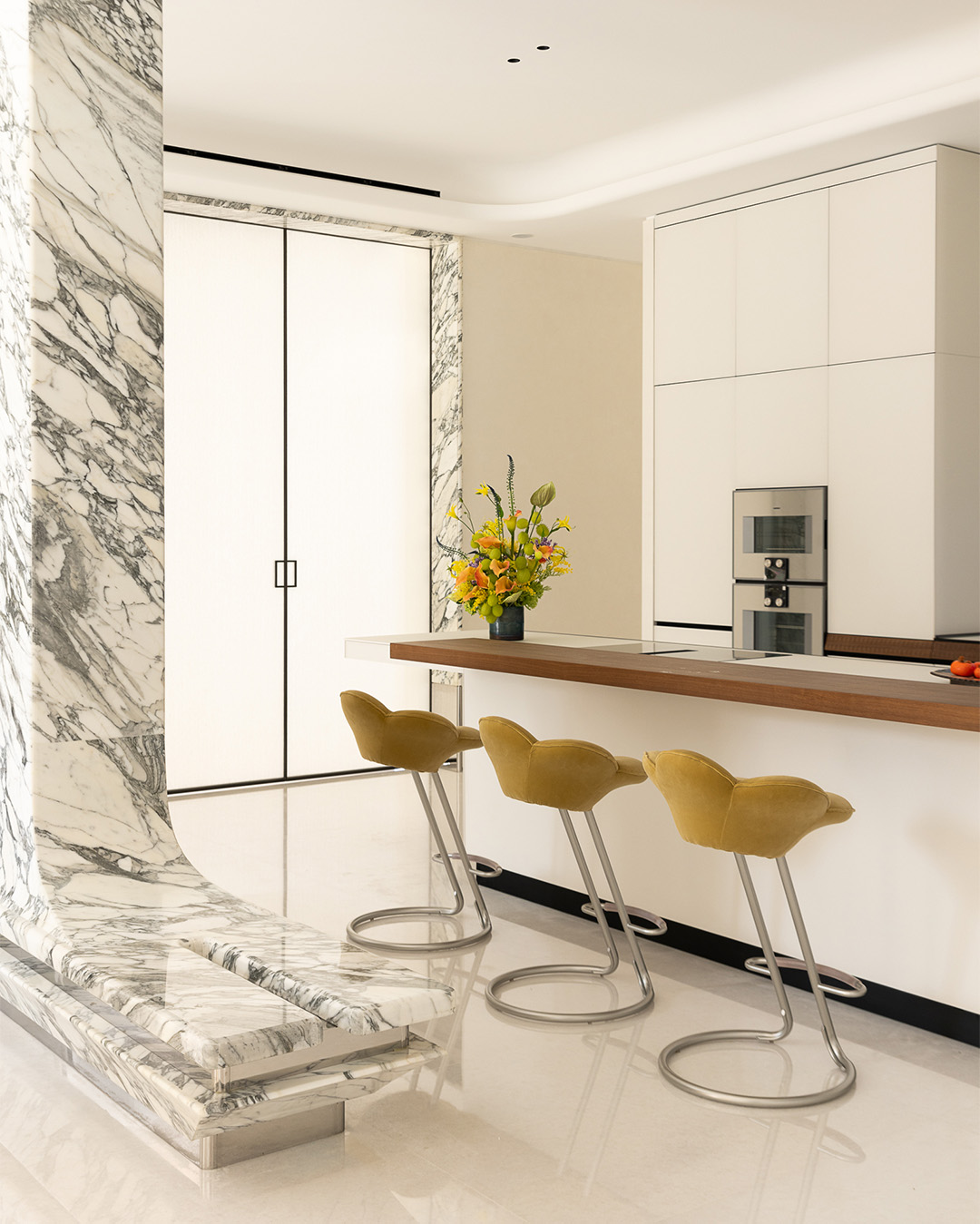 IMG_2241 modern apartment with design kitchen by Valcucine