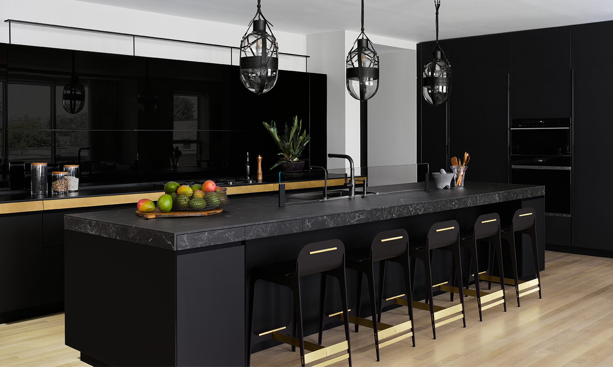 Hermitage Villa – Luxury kitchen in Chicago Hermitage Villa - Luxury kitchen in Chicago