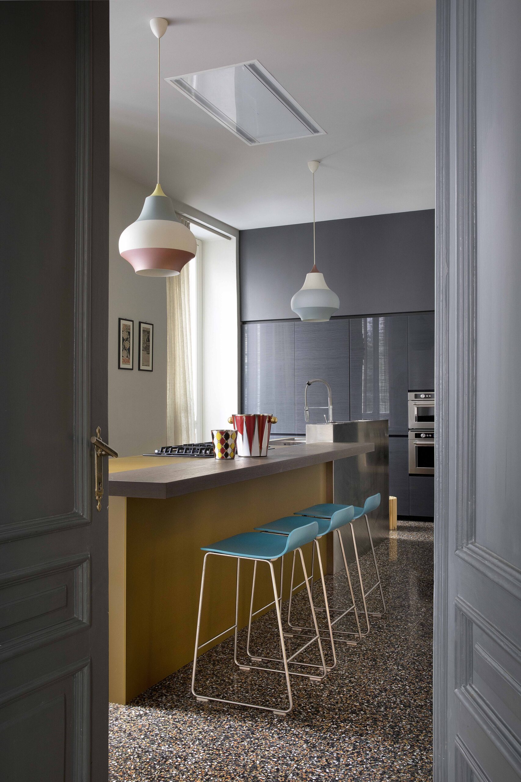 Una casa Liberty tra colore e spirito pop_Valcucine7