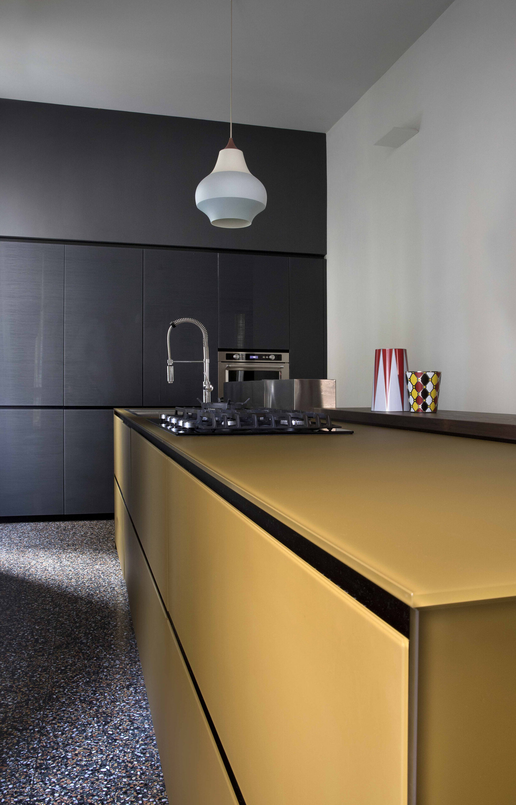 Una casa Liberty tra colore e spirito pop_Valcucine7